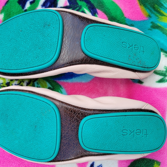 *SOLD*Tieks Ballerina Pink - Picture 3 of 9